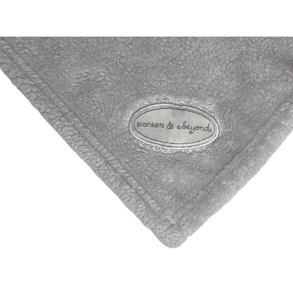 Blankets and Beyond plush bear lovey security blanket gray white - Picture 5 of 8